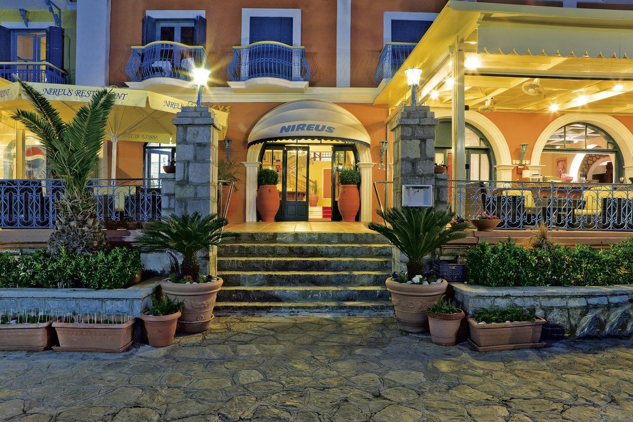 Nireus Hotel Simi Eksteriør billede